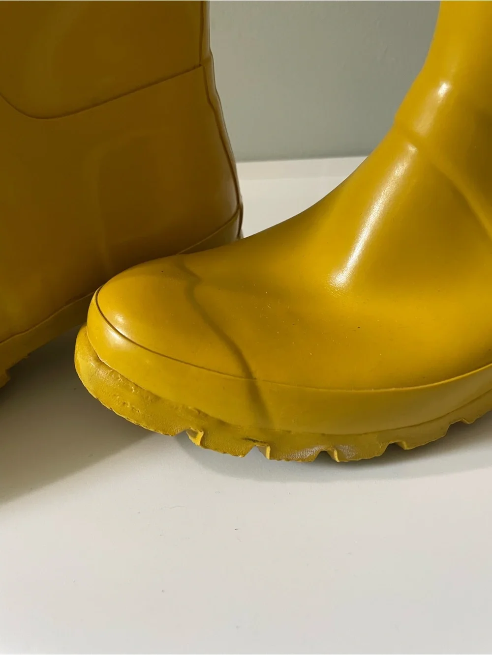 Hunter Tall Orginial Gloss Rain Boots - Bright Yellow